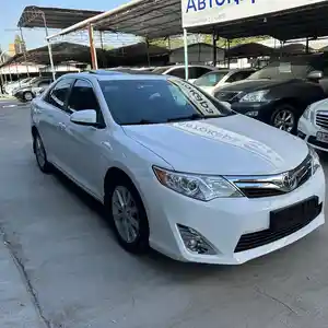 Toyota Camry, 2012