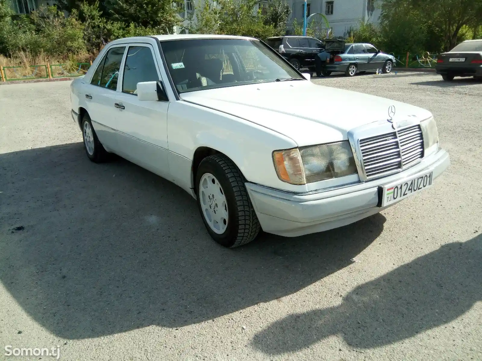 Mercedes-Benz W124, 1993-9