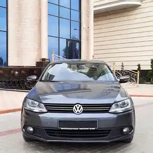 Volkswagen Jetta, 2014