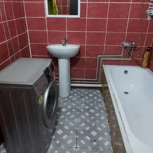 1-комн. квартира, 13 этаж, 100 м², Дом печати