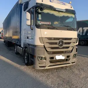 Седельный тягач Mercedes-Benz Actros, 2012