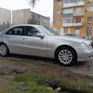 Mercedes-Benz E class, 2004