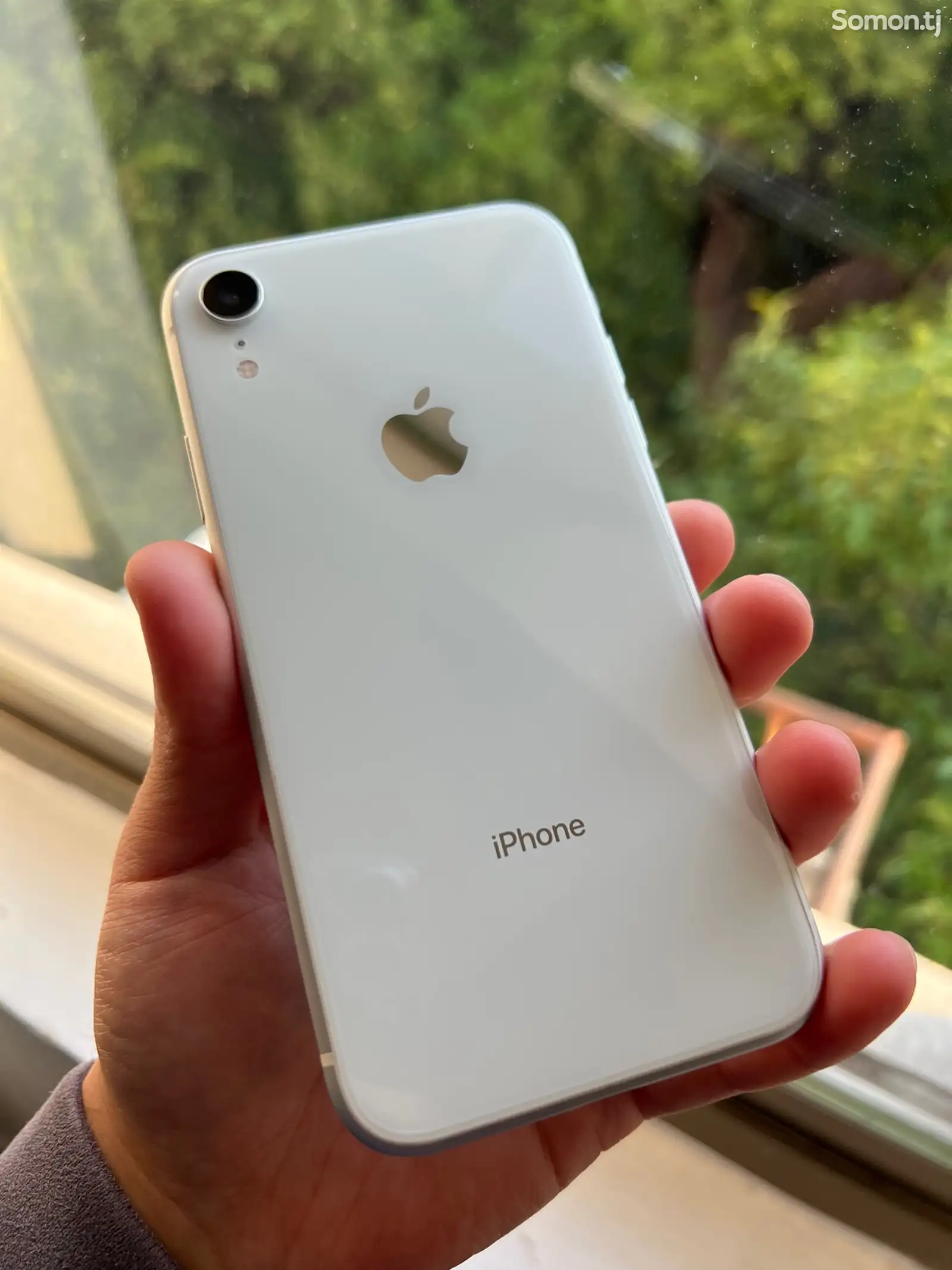 Apple iPhone Xr, 128 gb, White-1