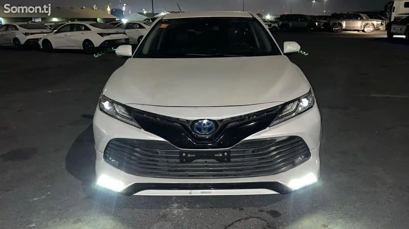 Toyota Camry, 2018-3