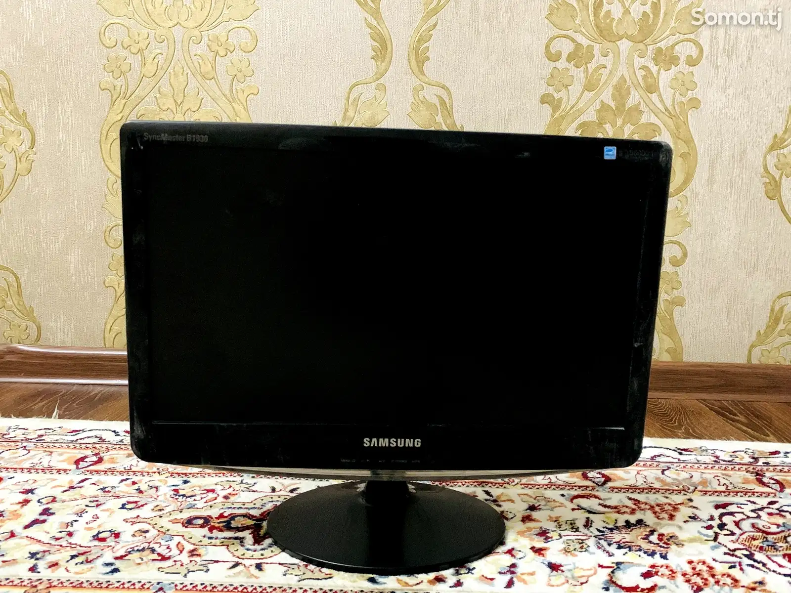 Монитор Samsung-1