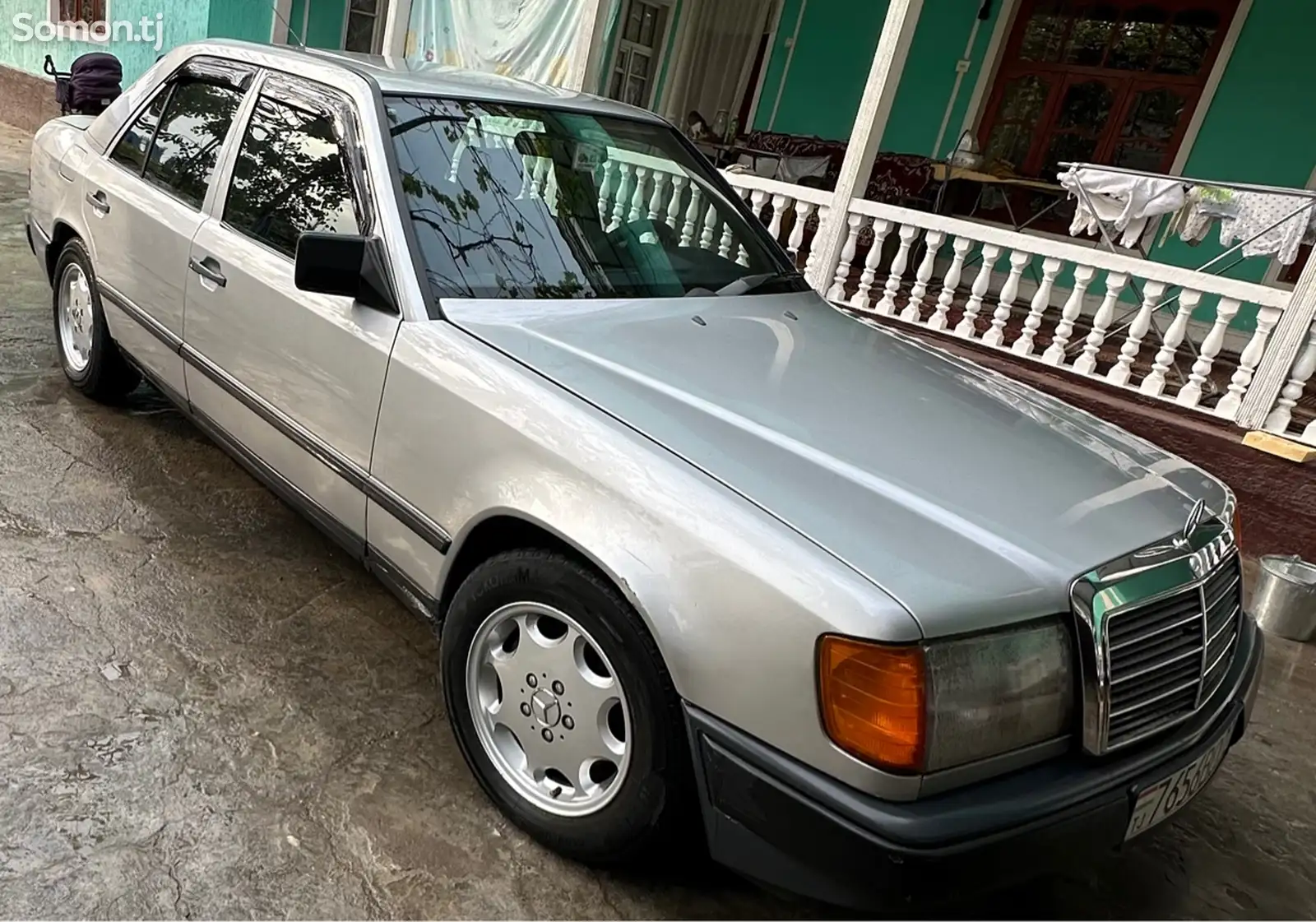 Mercedes-Benz W124, 1990-4