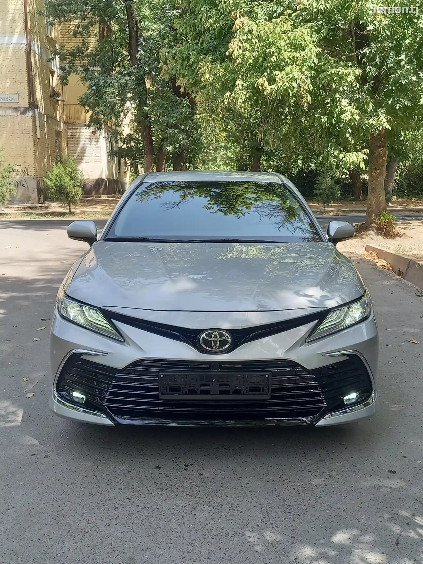 Toyota Camry, 2019-1