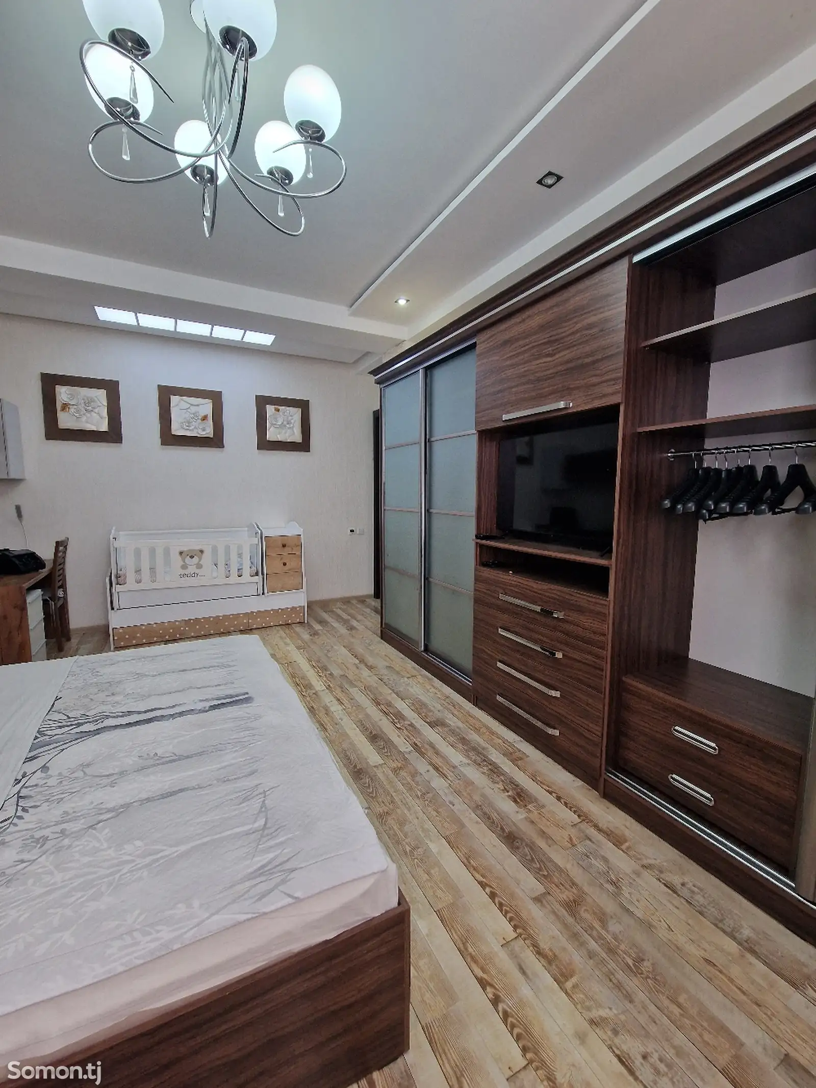 3-комн. квартира, 9 этаж, 90 м², 92мкр-15