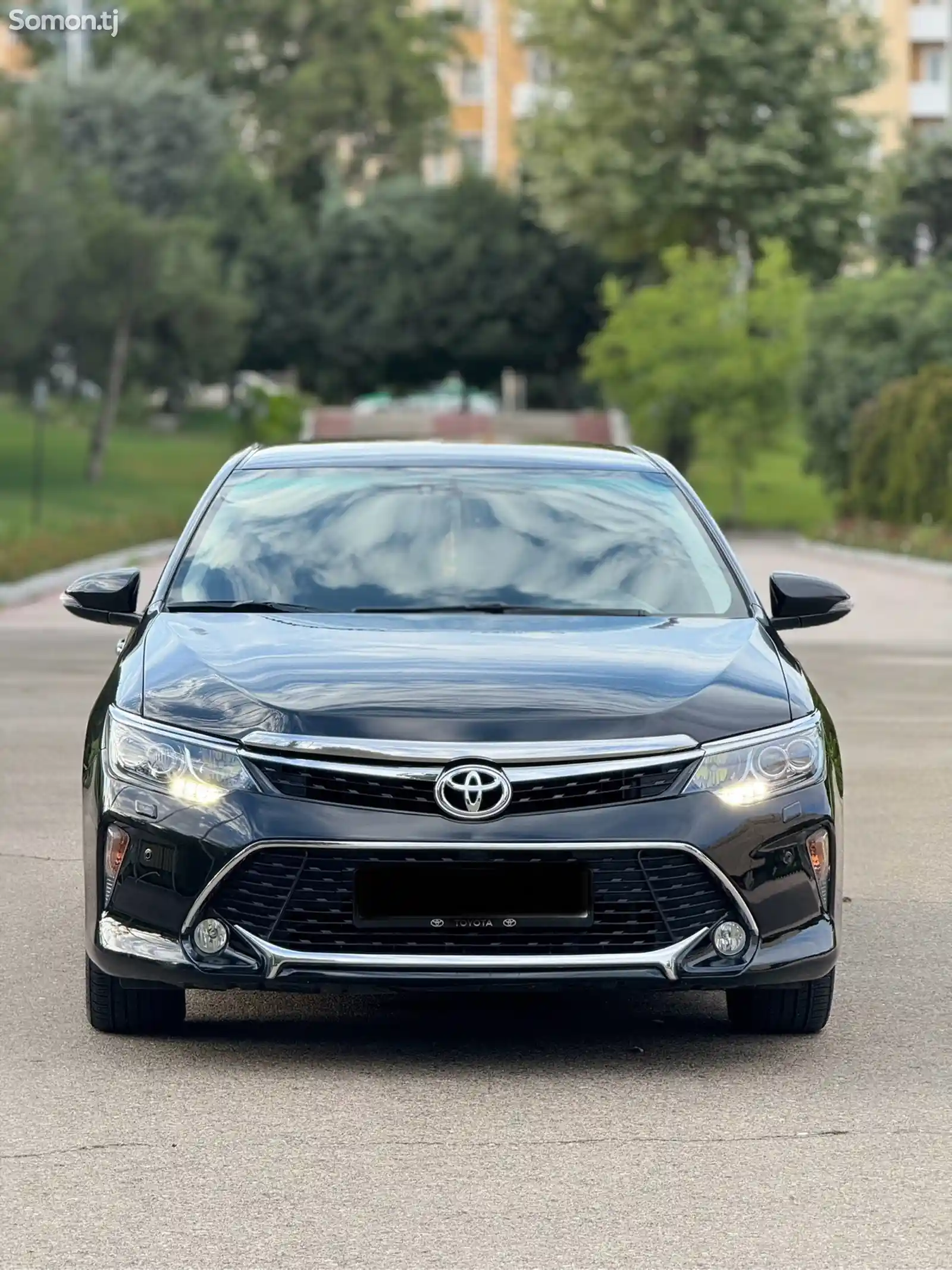 Toyota Camry, 2016-1