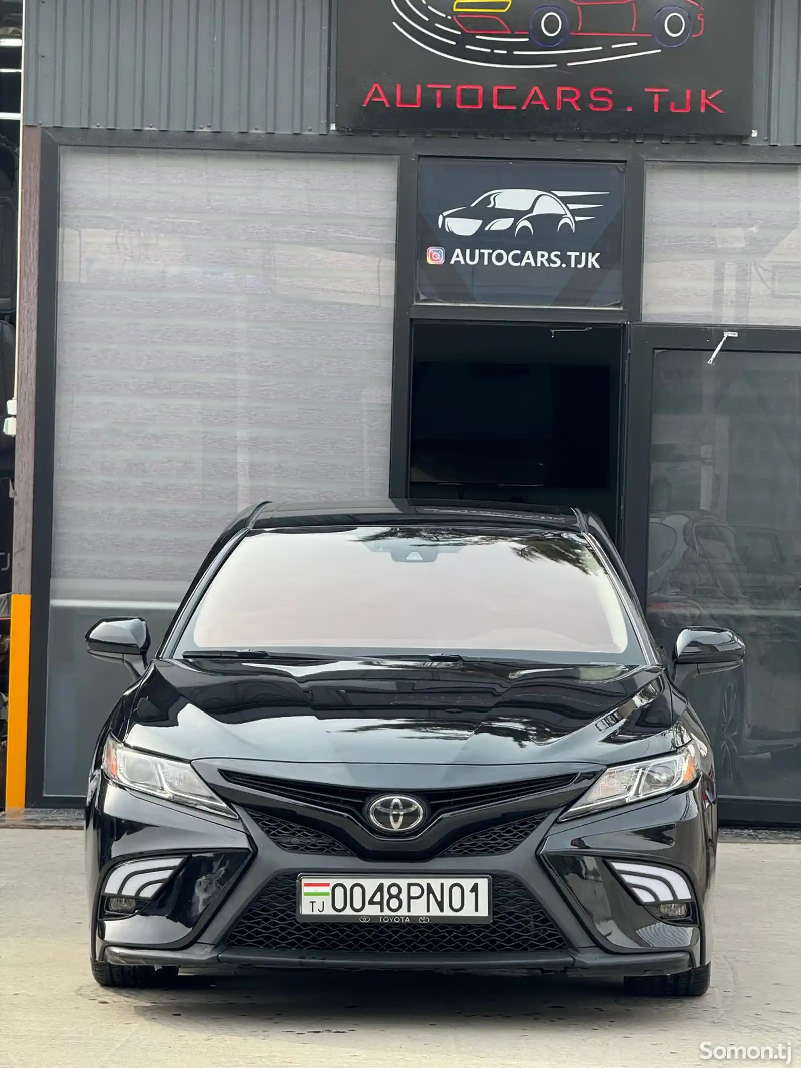 Toyota Camry, 2018-3