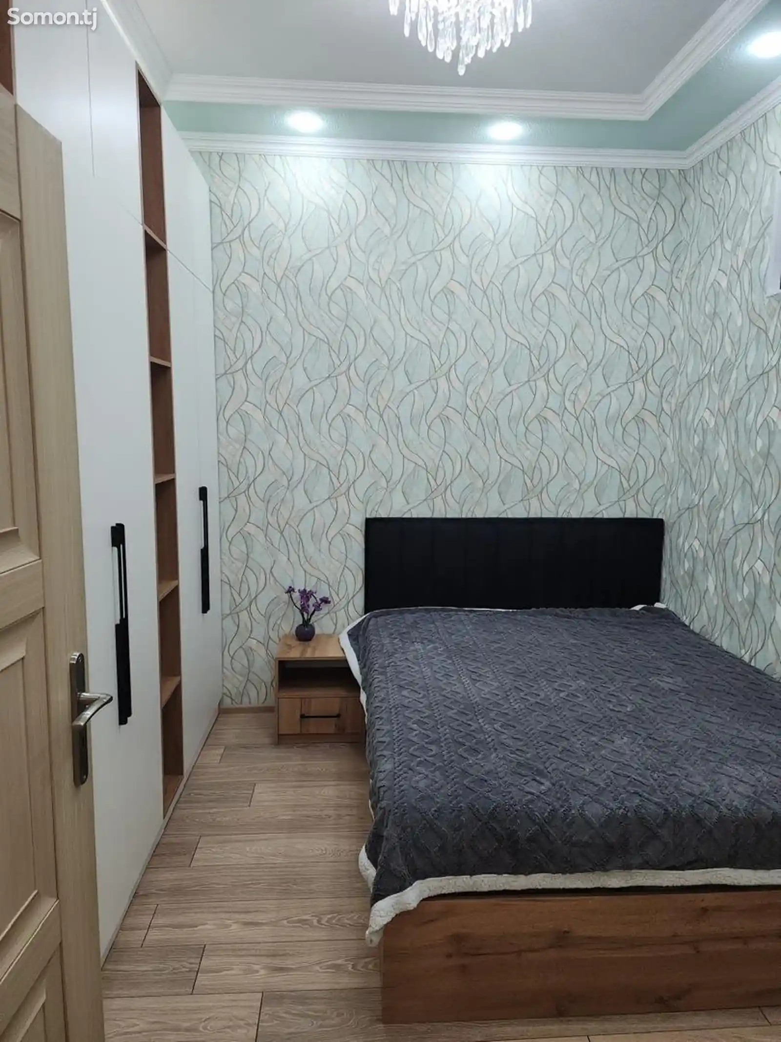 3-комн. квартира, 2 этаж, 90м², Универмаг-4