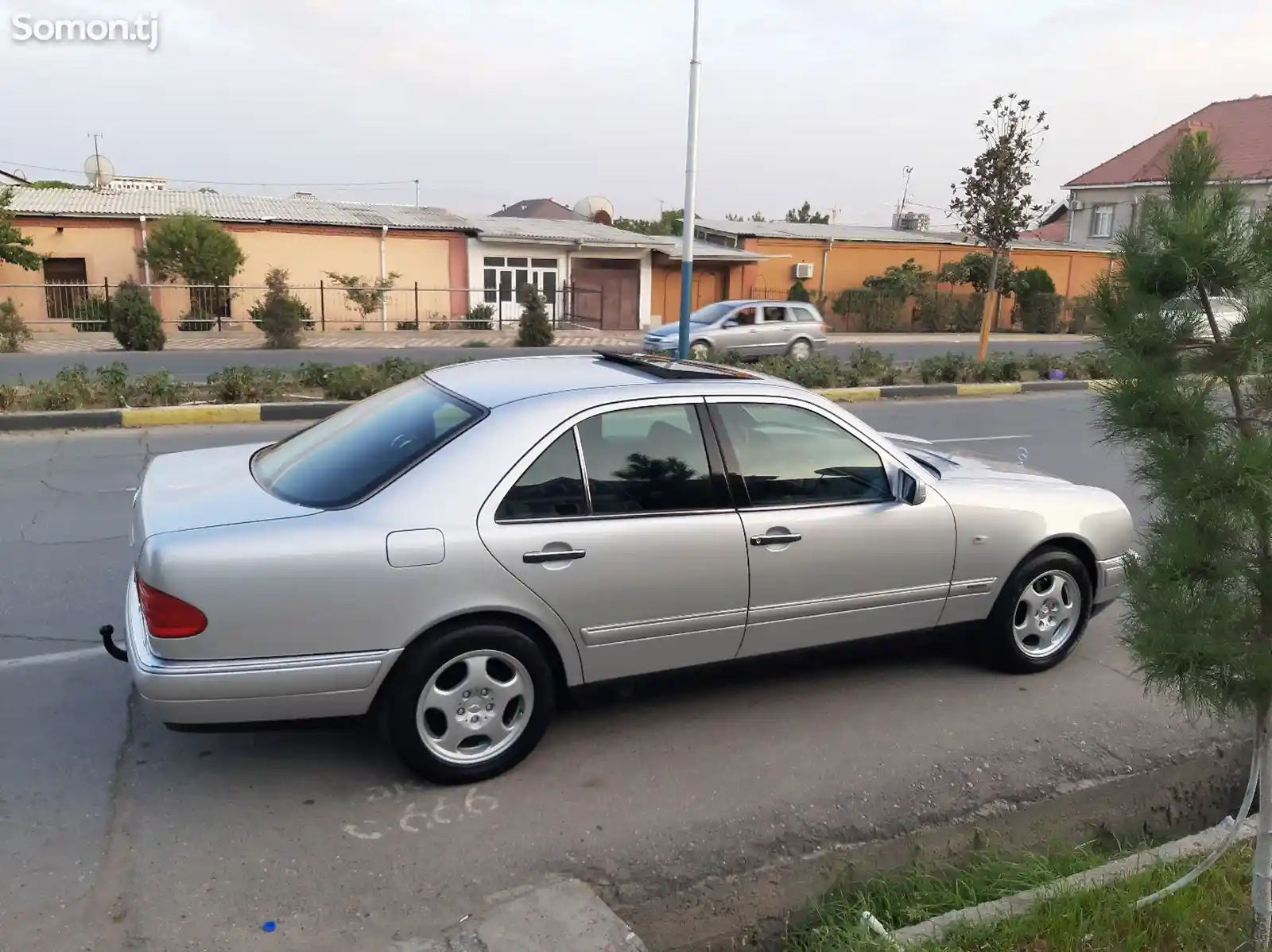 Mercedes-Benz E class, 1996-3