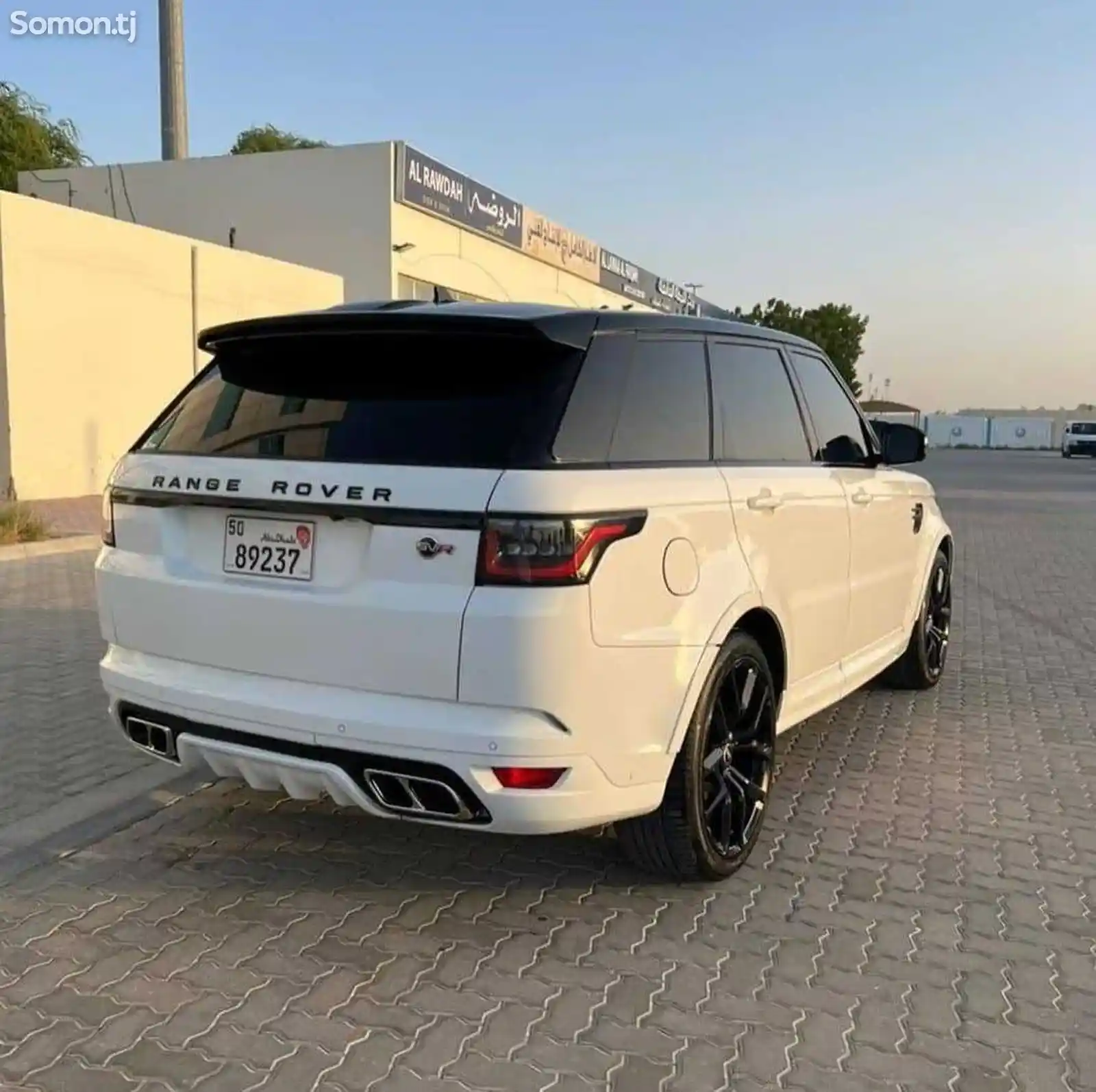 Задние фары на Range Rover Sport-3