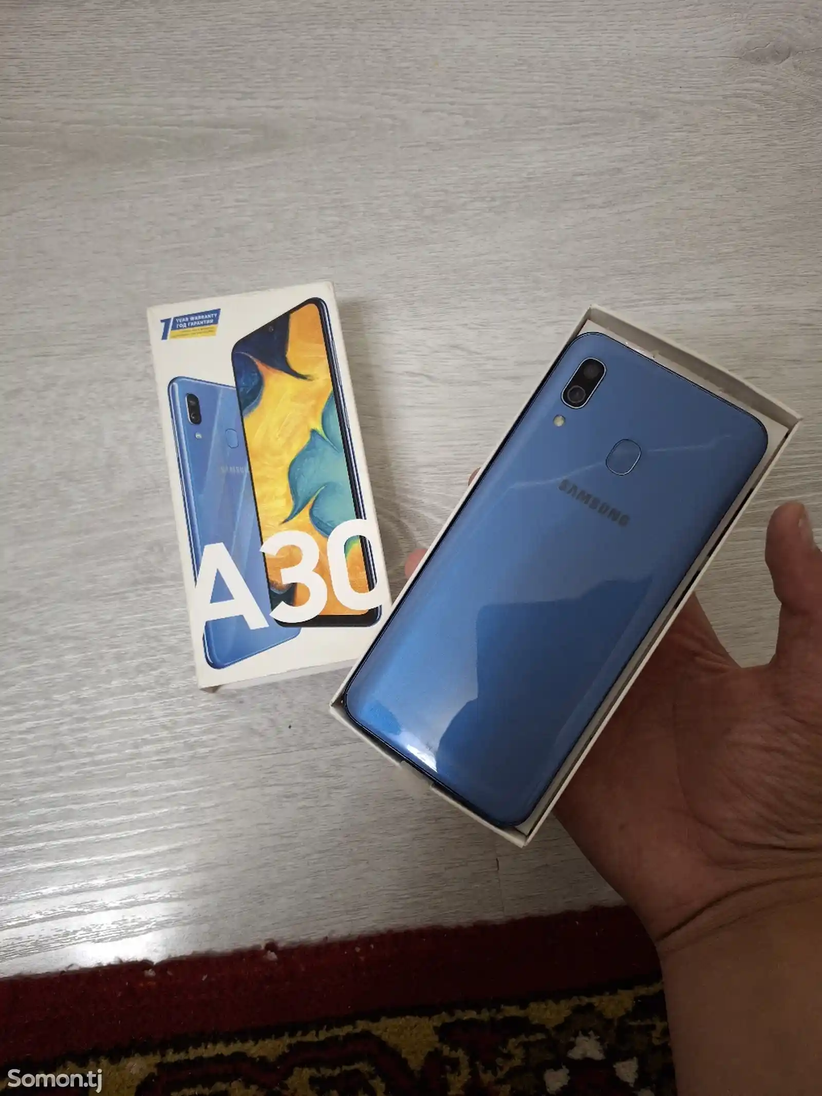 Samsung Galaxy A30-5