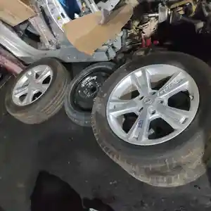 Диски и шины R18 от Lexus RX400