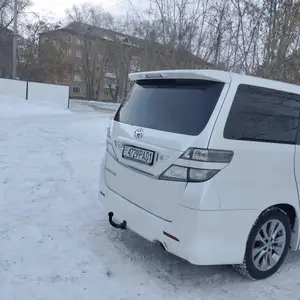 Toyota Vellfire, 2014