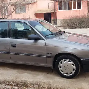 Opel Astra F, 1992