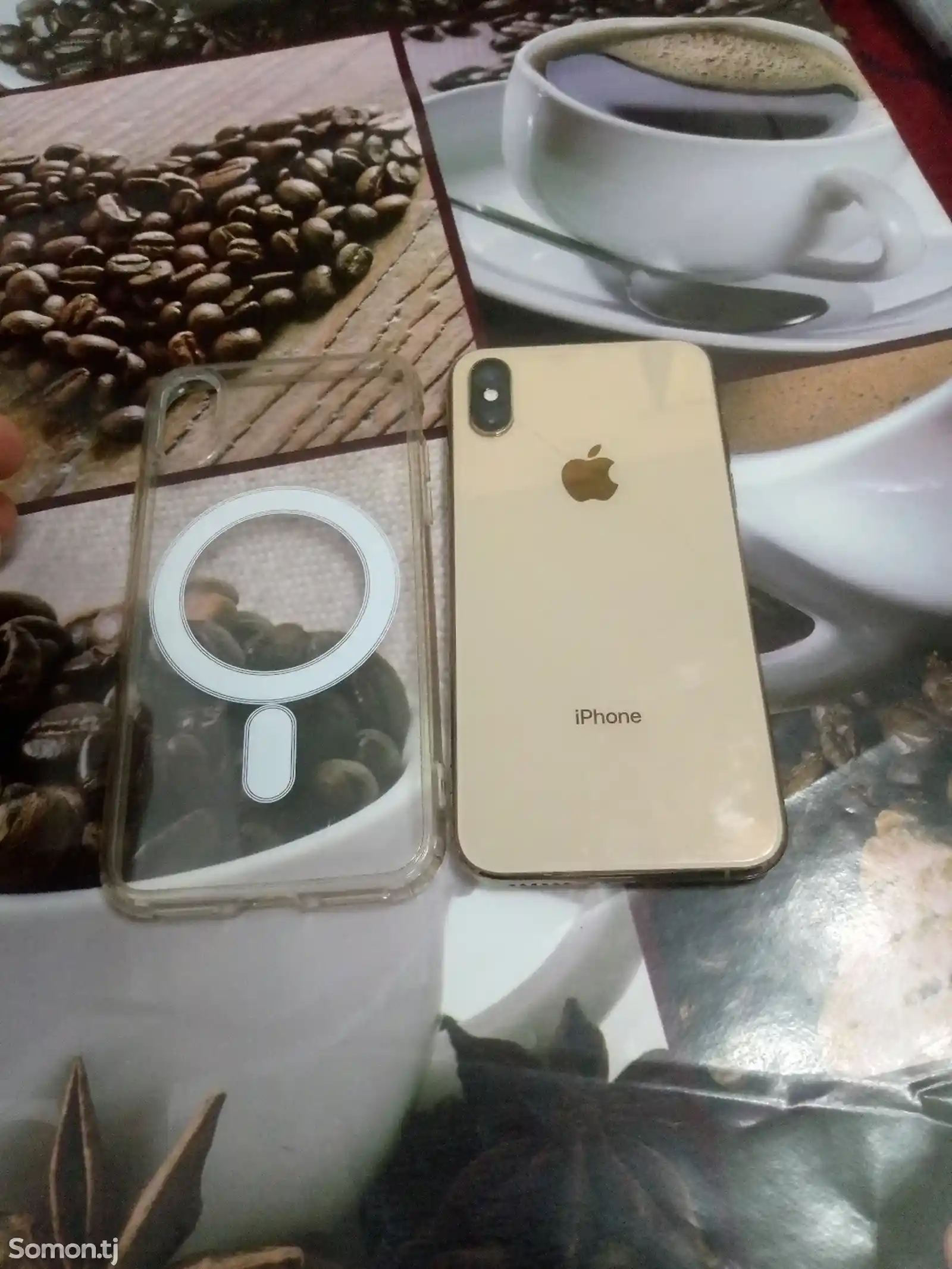 Apple iPhone Xs, 256 gb, Gold-3