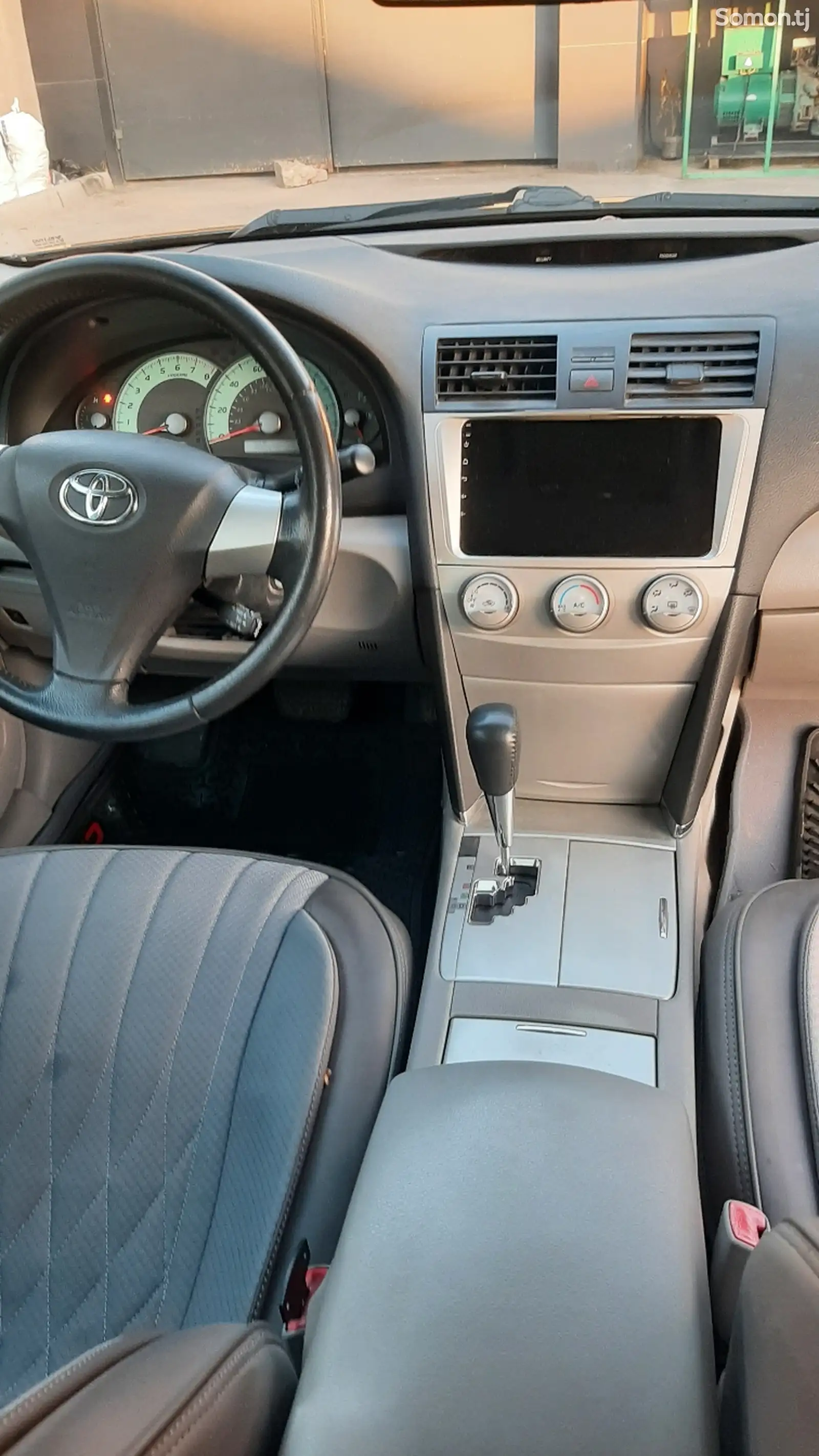 Toyota Camry, 2010-7