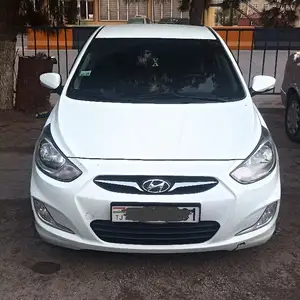 Hyundai Accent, 2014