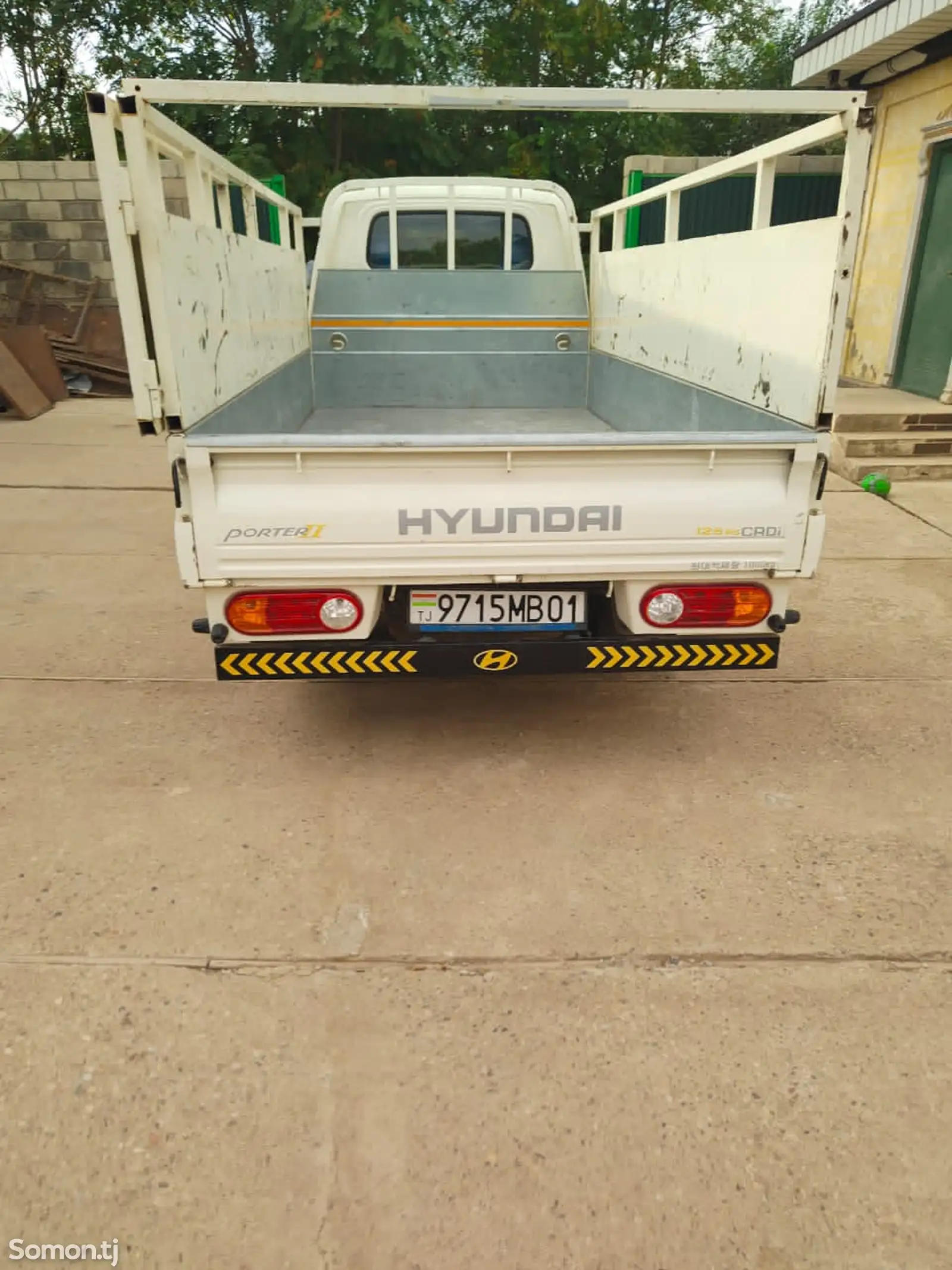 Бортовой автомобиль Hyundai Porter, 2013-4