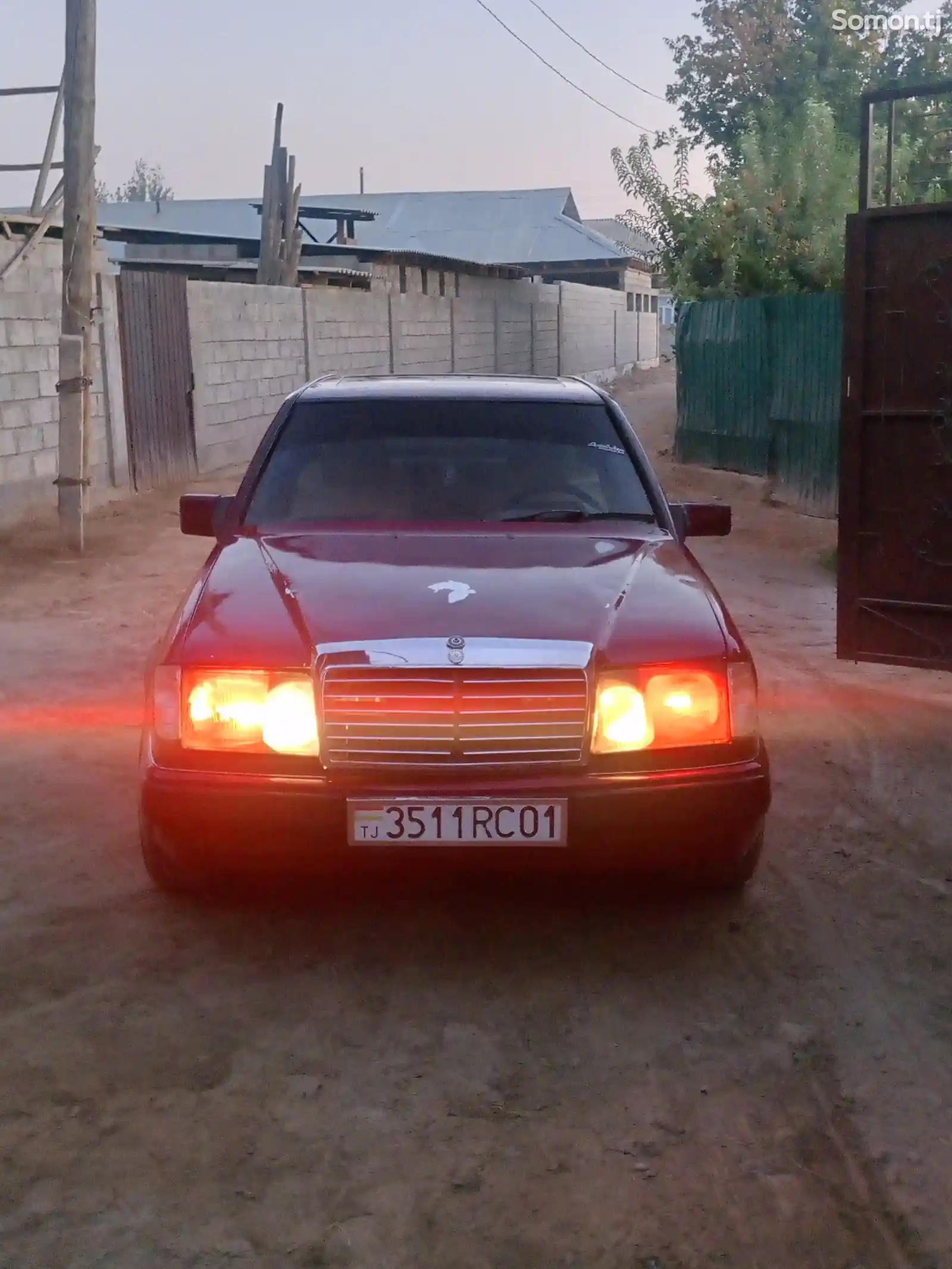 Mercedes-Benz W124, 1986-1