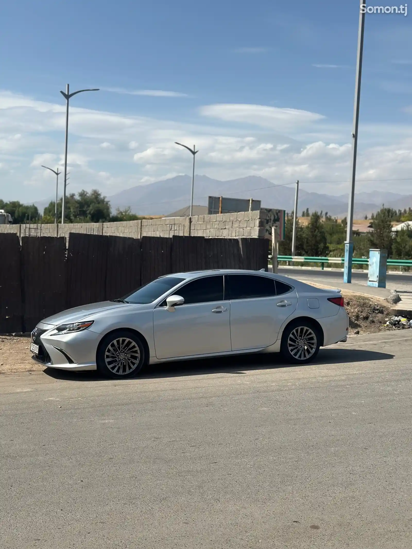 Lexus ES series, 2013-2