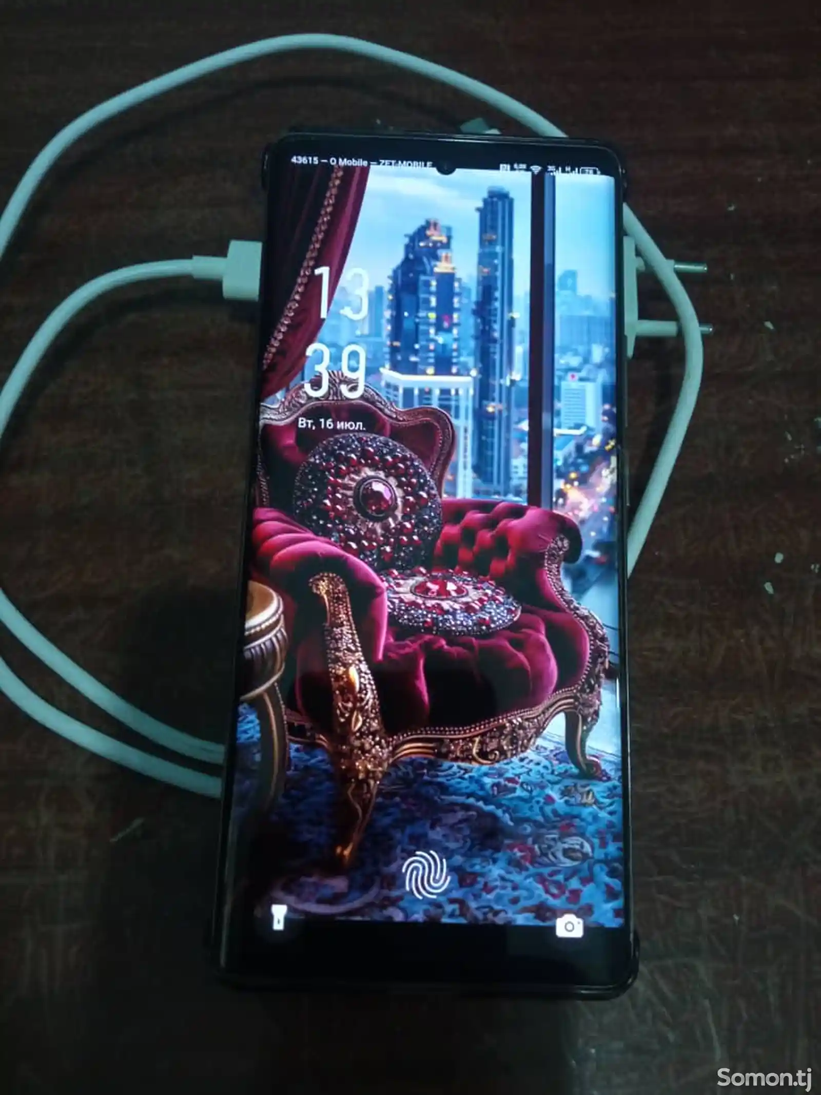 Infinix Note 40 pro-10