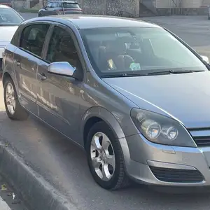 Opel Astra H, 2004