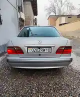 Mercedes-Benz E class, 2000-2