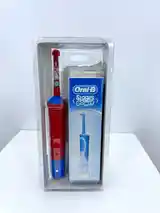 Зубная щетка Oral B-2