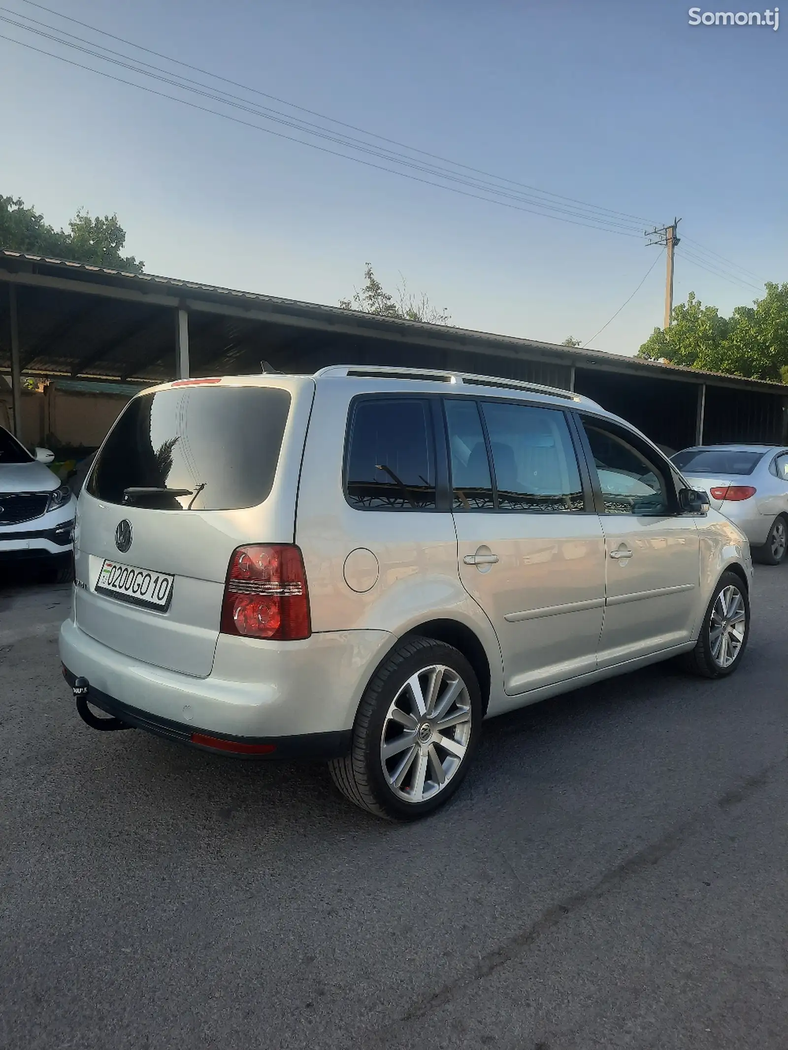 Volkswagen Touran, 2008-16