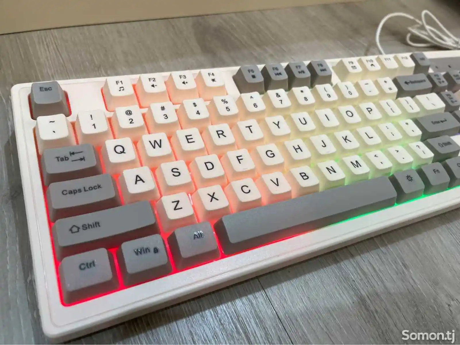 Игровая клавиатура K800 RGB-1