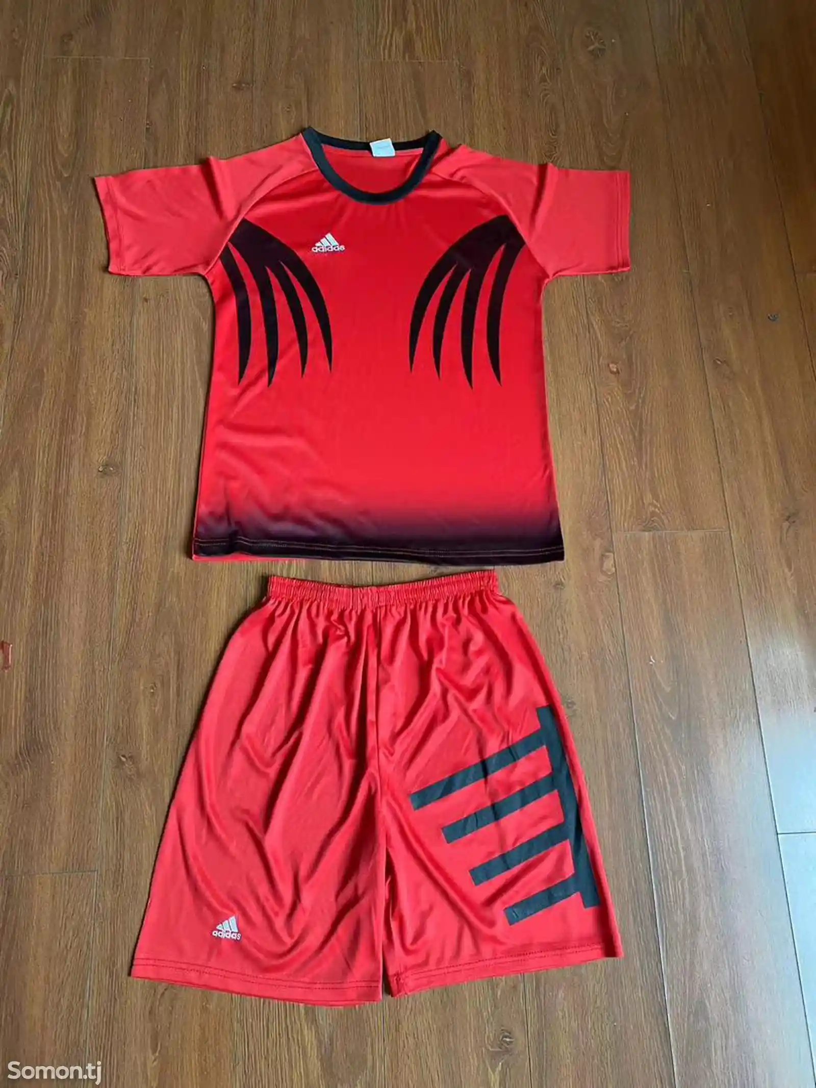 Форма Adidas-9