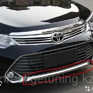 Хром переднего бампера от Toyota Camry 5 2017