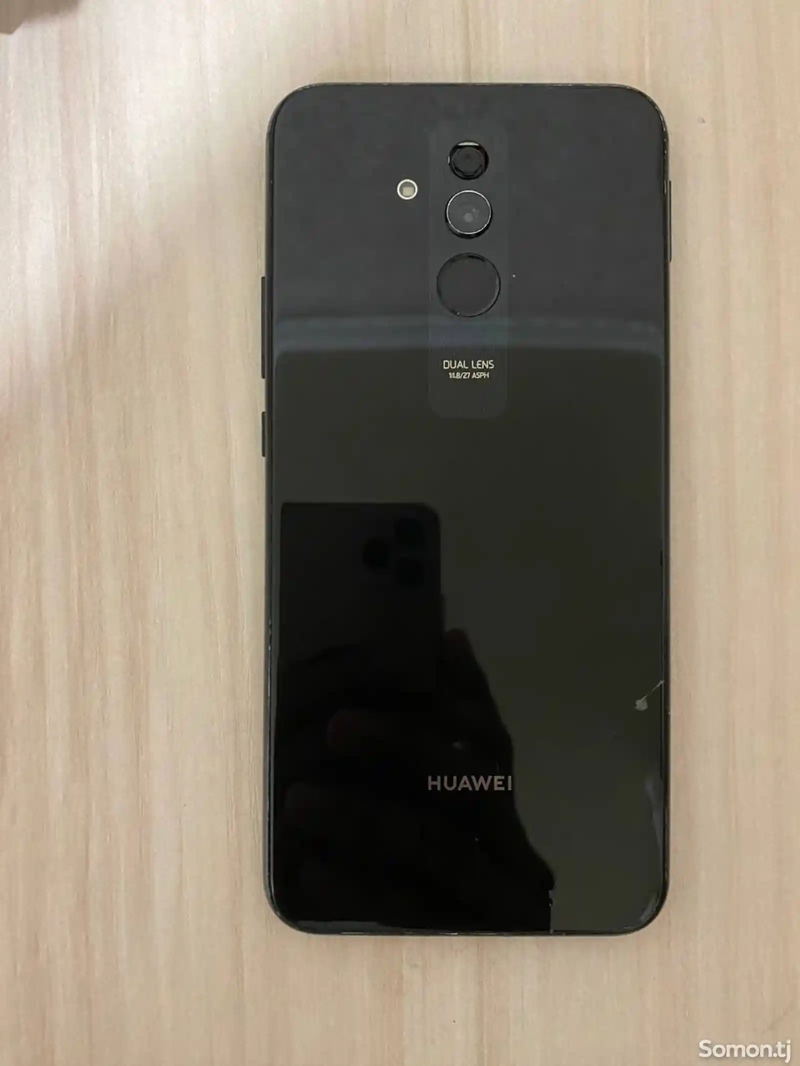 Huawei mate 20 lite-6