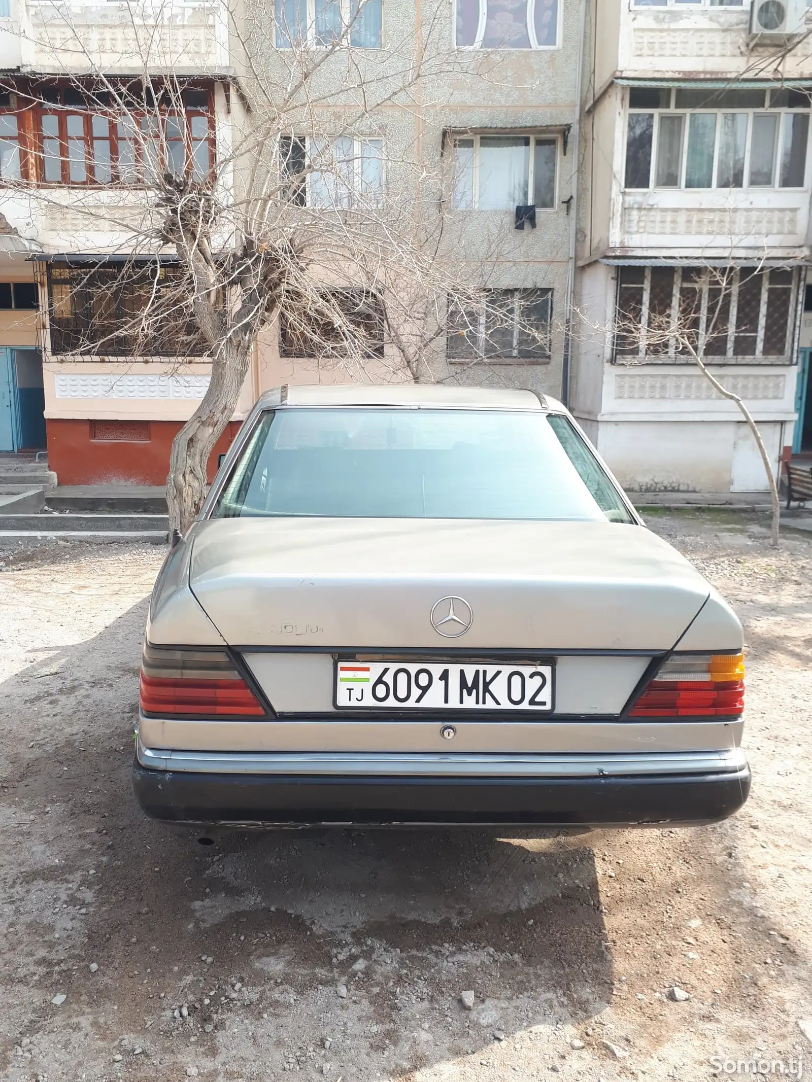 Mercedes-Benz W124, 1992-1