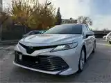 Toyota Camry, 2020-8