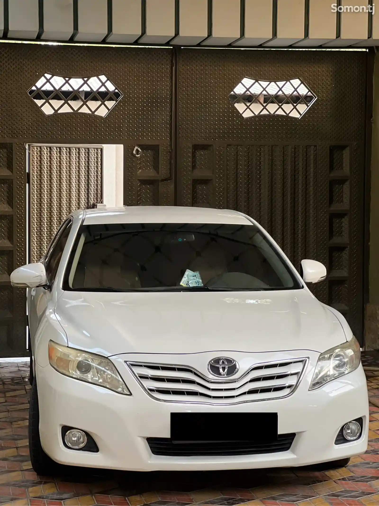 Toyota Camry, 2011-1