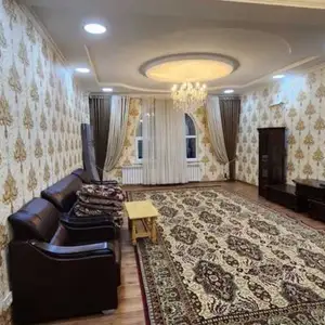 3-комн. квартира, 2 этаж, 130м², Исмоили Сомонӣ,Рудакӣ