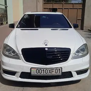 Mercedes-Benz S class, 2011