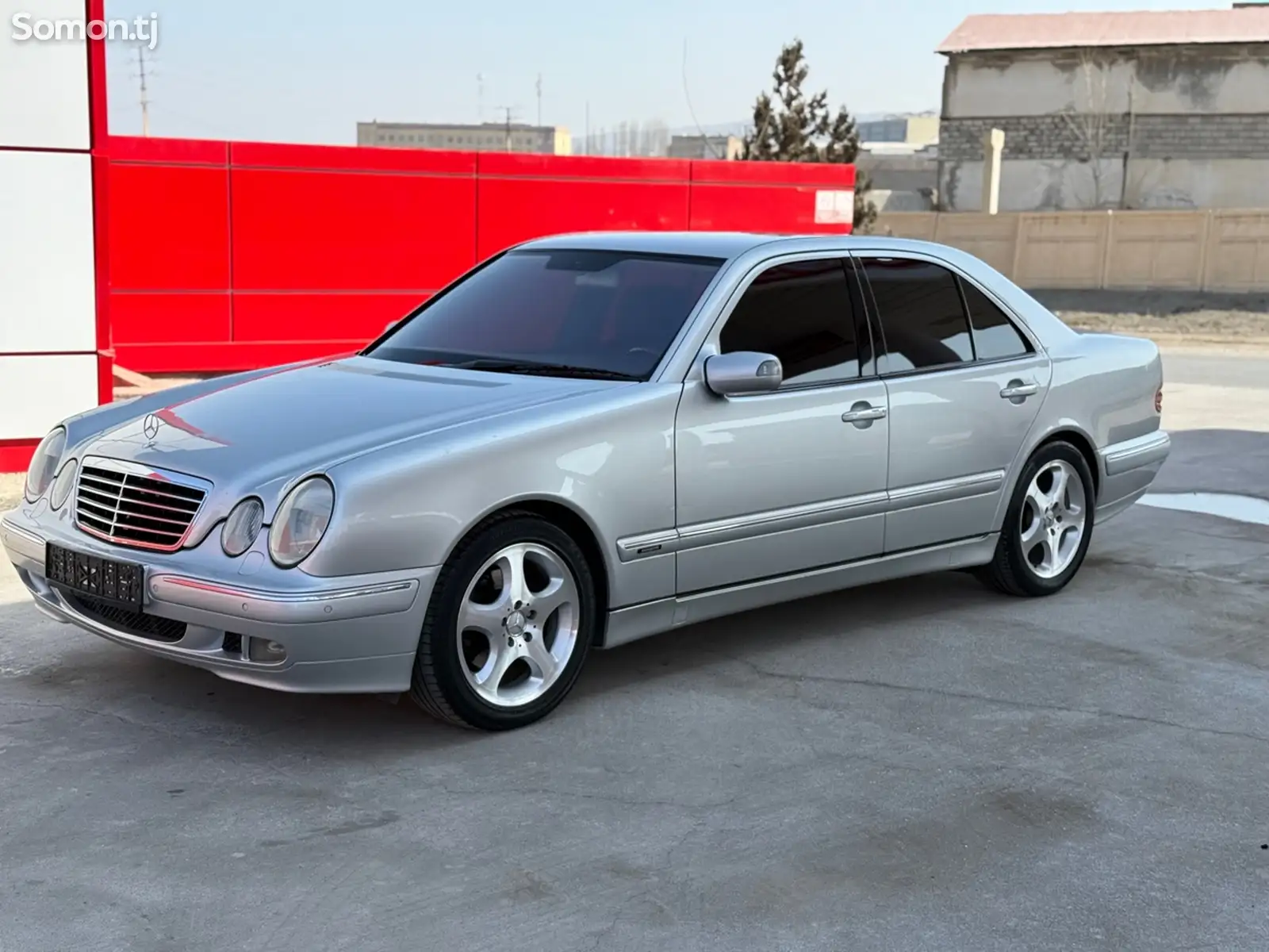 Mercedes-Benz E class, 2000-1