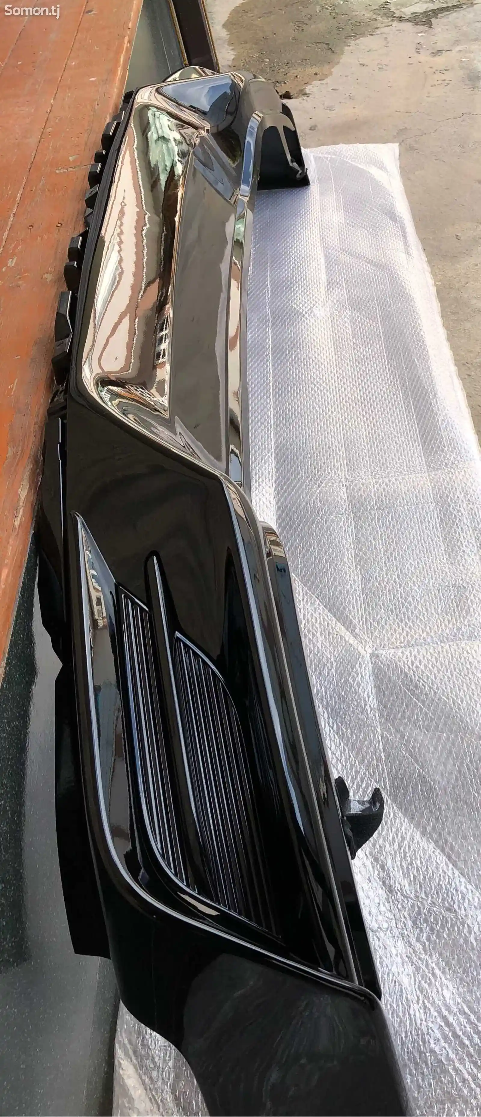 Накладка на бампер Lexus LX570-5