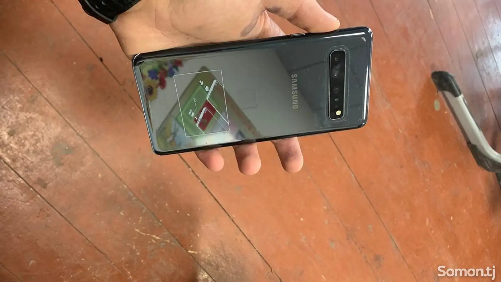 Samsung Galaxy S10+-1