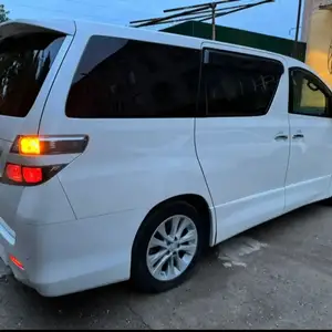 Toyota Vellfire, 2014