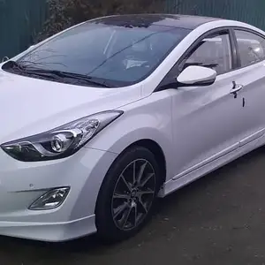 Hyundai Avante, 2013