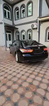 Toyota Camry, 2018-8