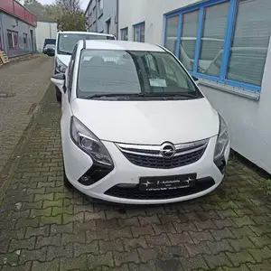 Opel Zafira, 2016