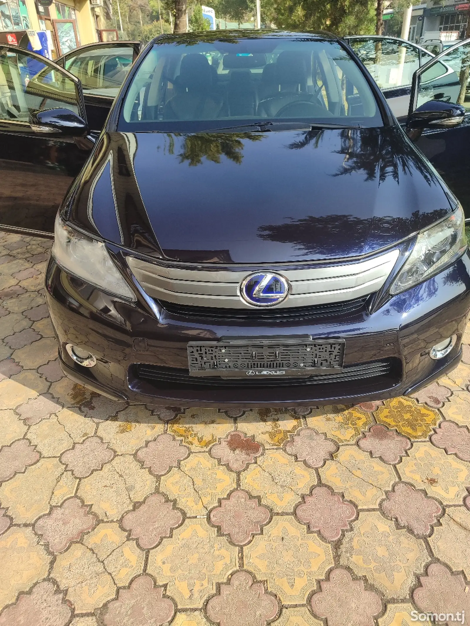 Lexus HS series, 2010-4