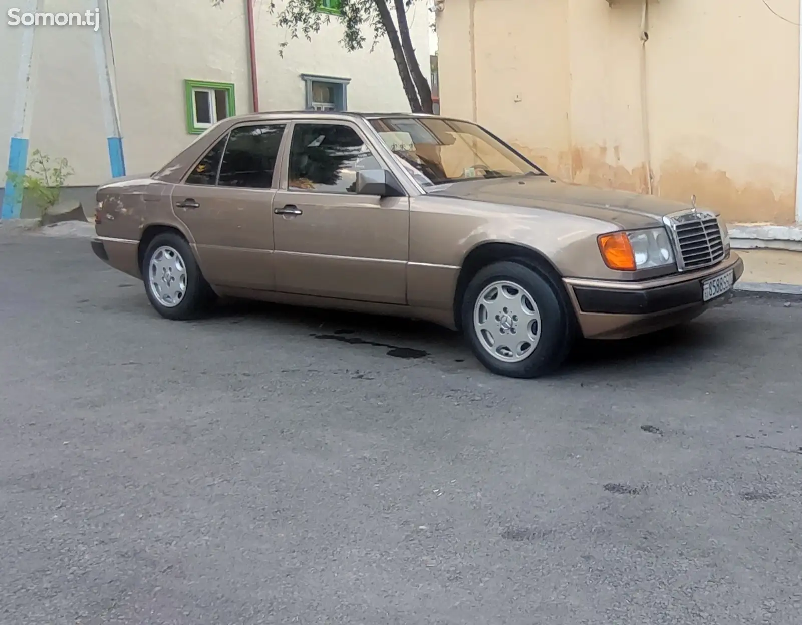 Mercedes-Benz W124, 1993-1